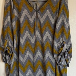 Chevron Zip-Front Tunic Top in Gray and Mustard